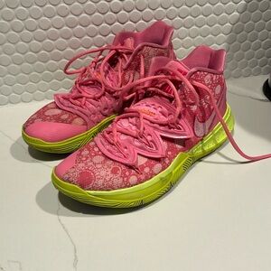 SpongeBob Kyrie basketball shoes worn. Size 9